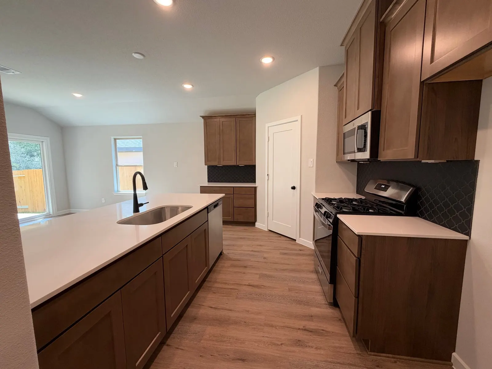 12204 Lexington Heights Drive, a new home by Alta Homes