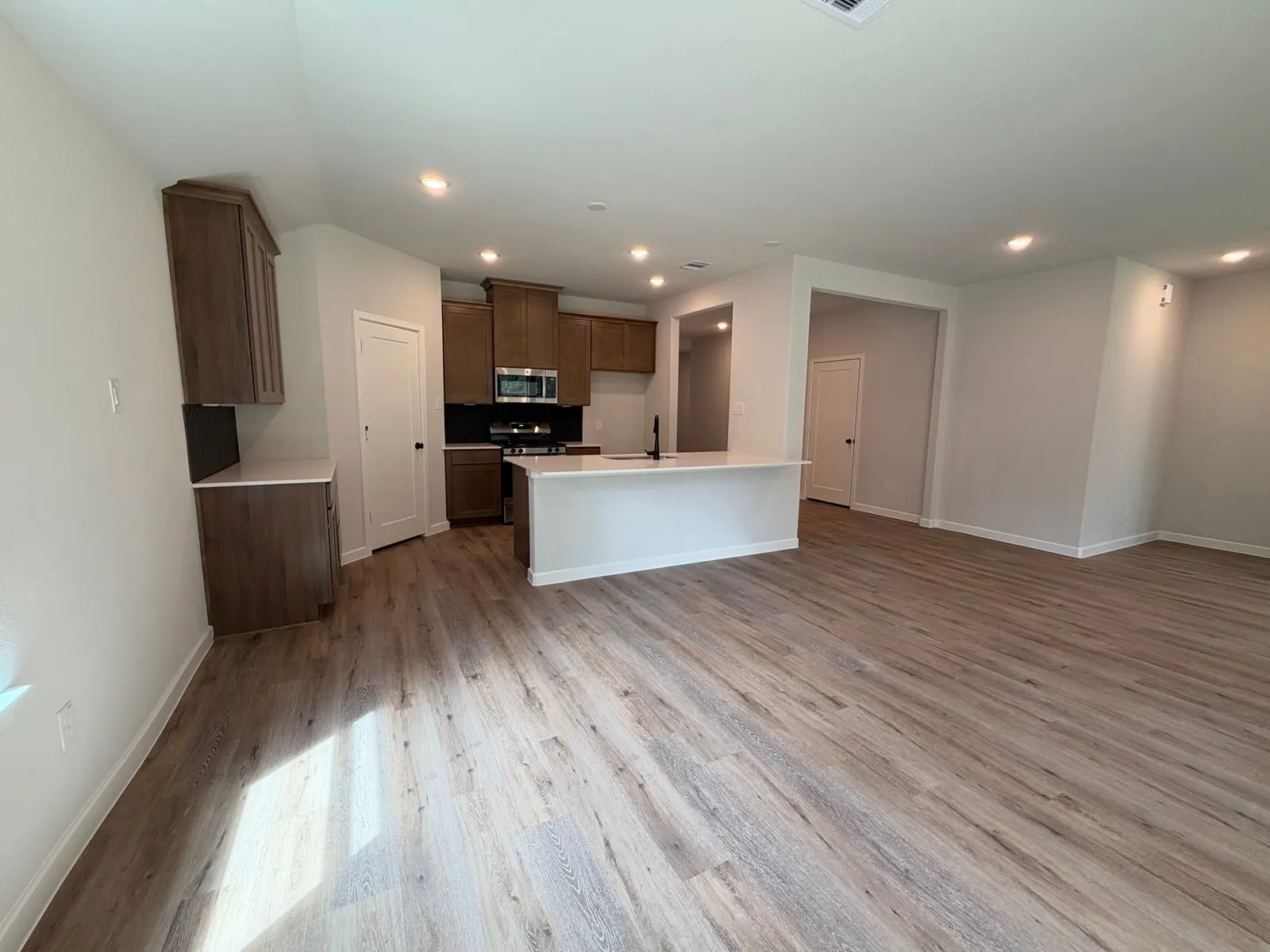 12204 Lexington Heights Drive, a new home by Alta Homes
