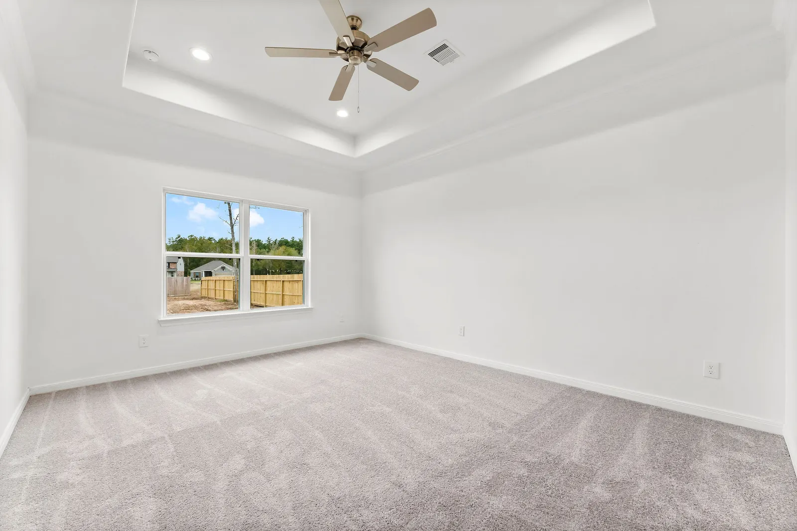 Interior of the Oakridge model home by Alta Homes, 4 bed, opt. 6, 3.5 bath, opt. 5, ~2,682 sqft
